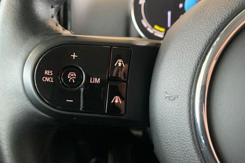 MINI Countryman Cooper SE 1,5 Essential aut. ALL4 5d