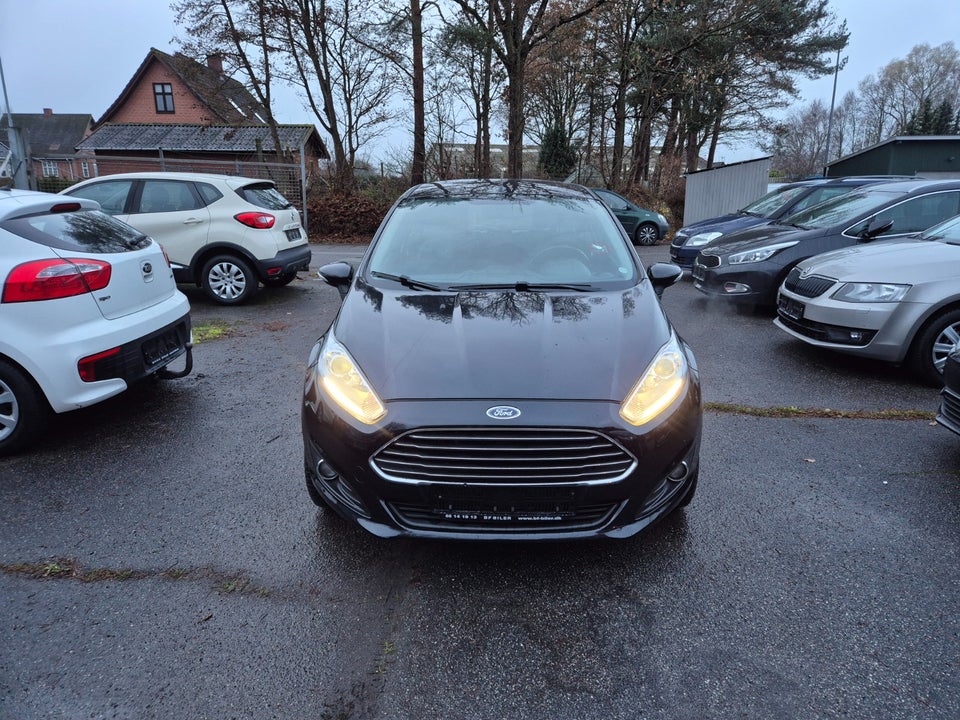 Ford Fiesta 1,6 TDCi 95 Titanium 5d