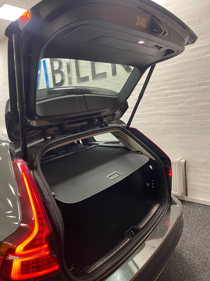 Volvo V60 2,0 D4 200 Inscription Polestar aut. 5d