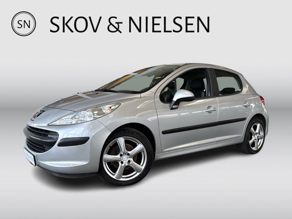 Peugeot 207 1,6 HDi 110 Premium 5d