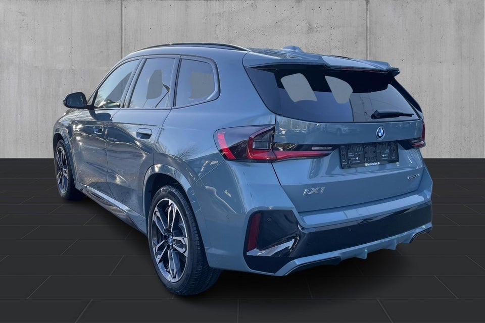 BMW iX1 eDrive20 M-Sport Pro 5d