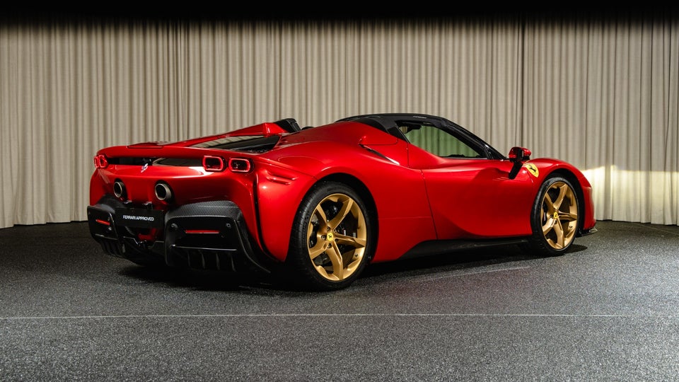 Ferrari SF90 Spider 4,0 DCT 2d