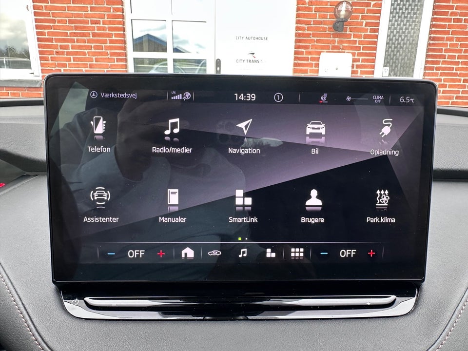 Skoda Enyaq 80 iV Suite 5d