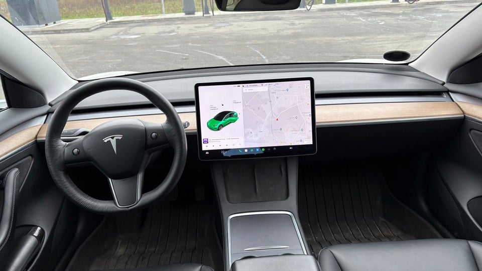 Tesla Model 3 Standard Range+ RWD 4d