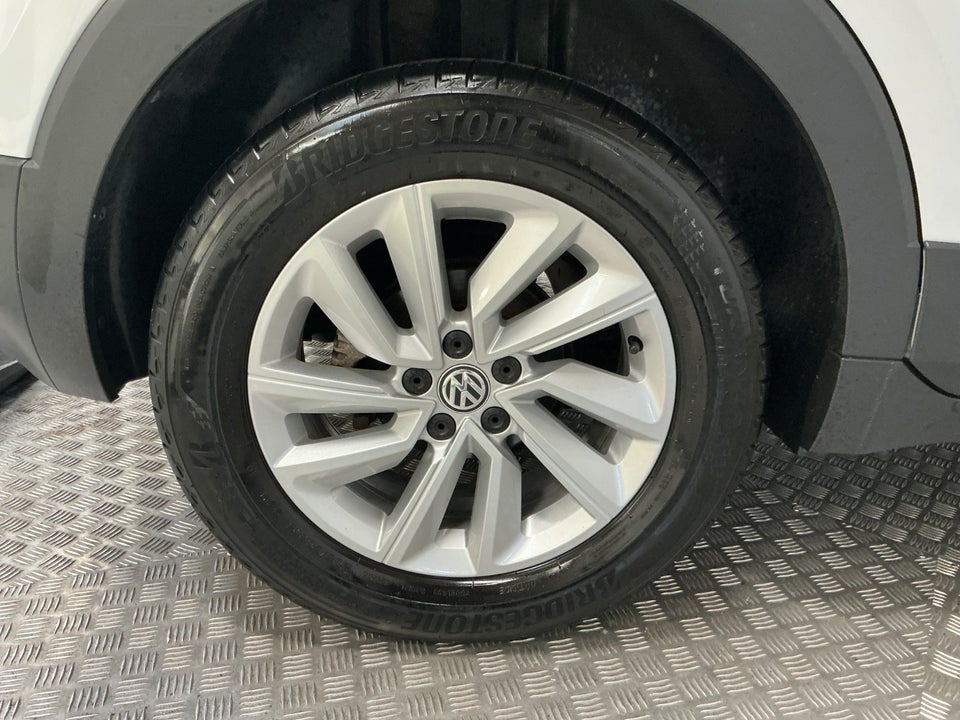 VW T-Cross 1,0 TSi 115 Life DSG 5d