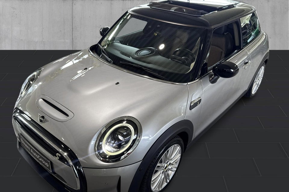 MINI Cooper SE Classic Trim 3d