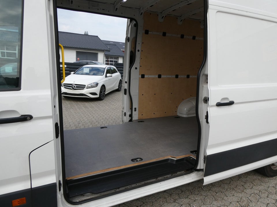 VW Crafter 35 2,0 TDi 177 Kassevogn L4H3