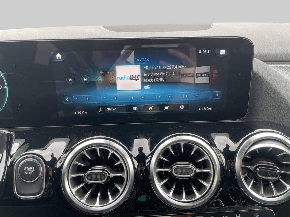 Mercedes EQA250 Sport 5d