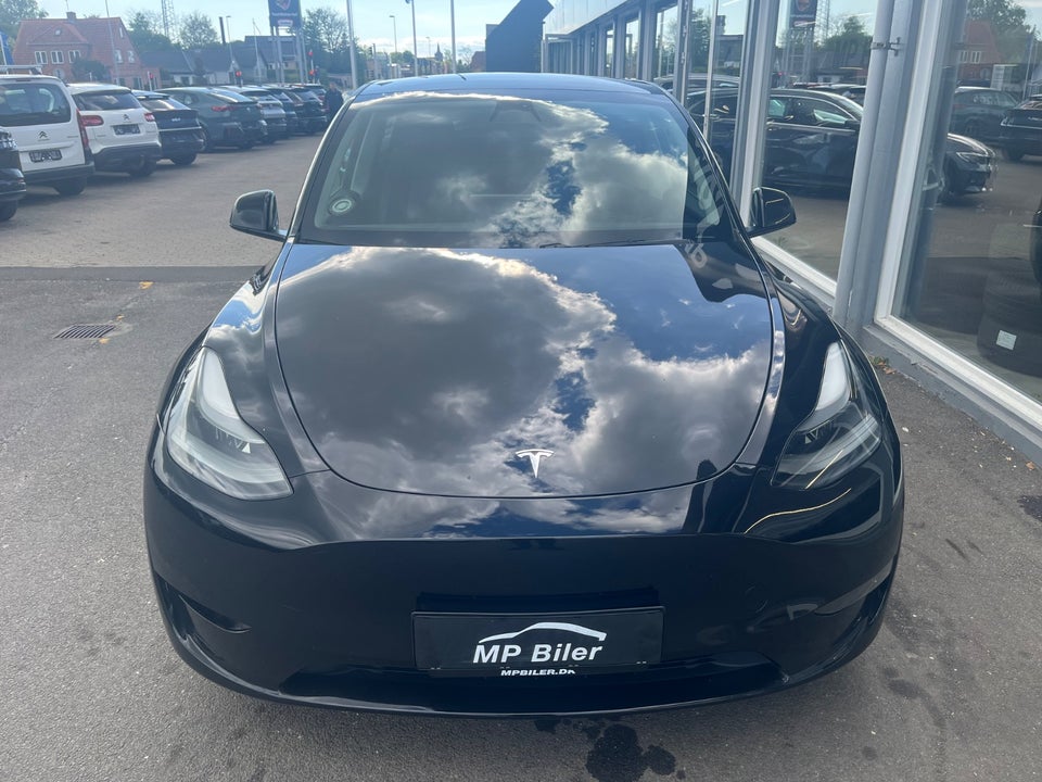 Tesla Model Y Long Range AWD 5d