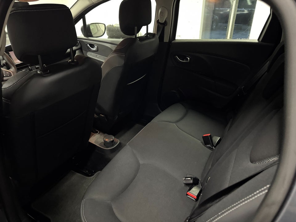 Renault Clio IV 0,9 TCe 75 Zen Sport Tourer 5d