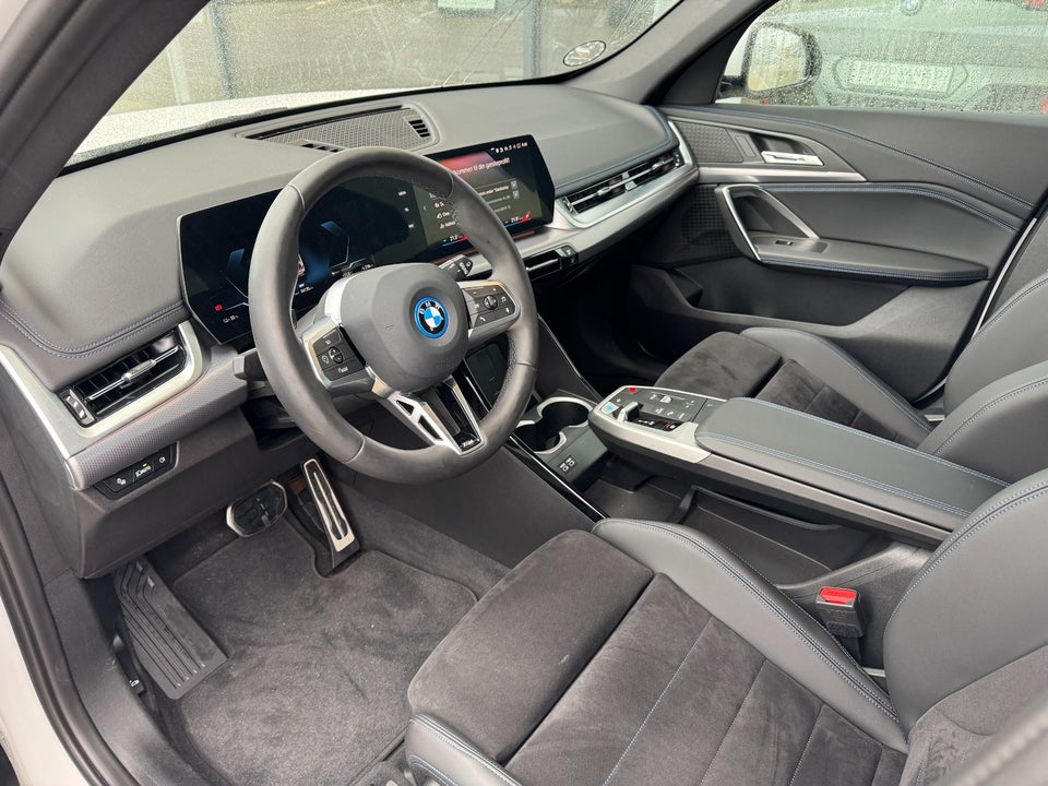 BMW iX1 xDrive30 M-Sport 5d