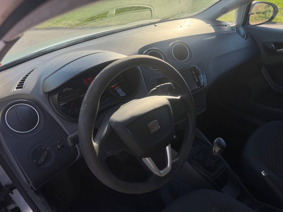 Seat Ibiza 1,2 12V Reference 5d