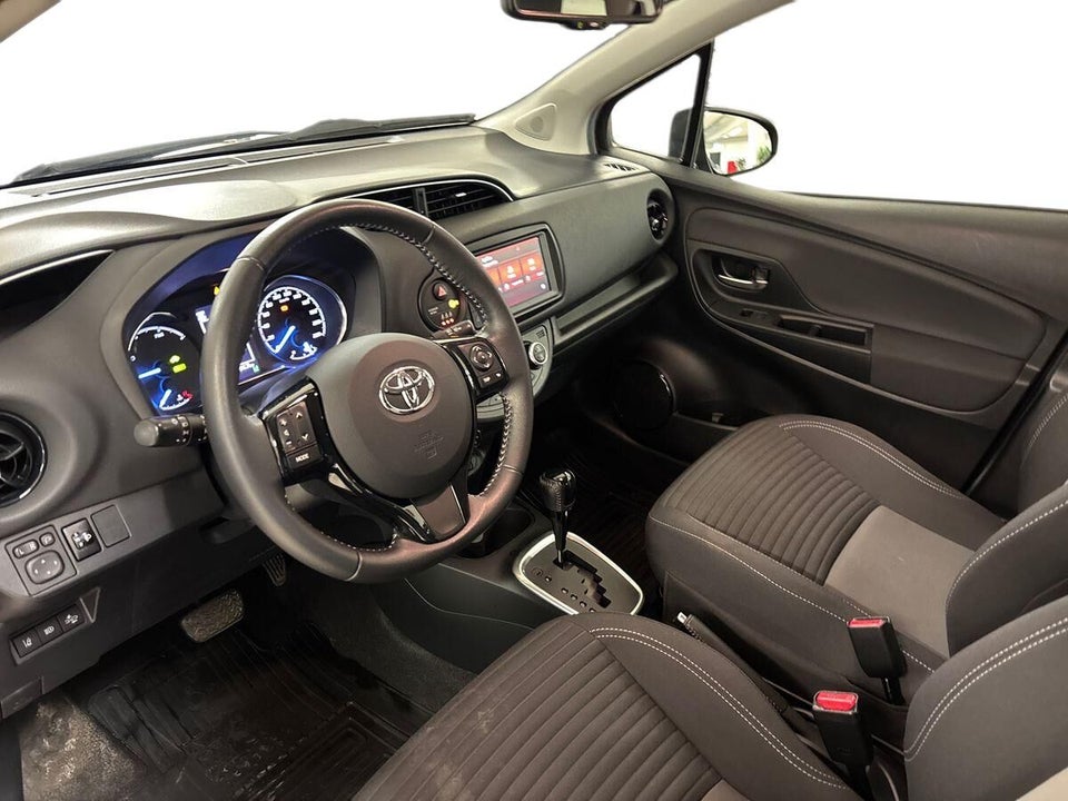 Toyota Yaris 1,5 Hybrid H2 Limited e-CVT 5d