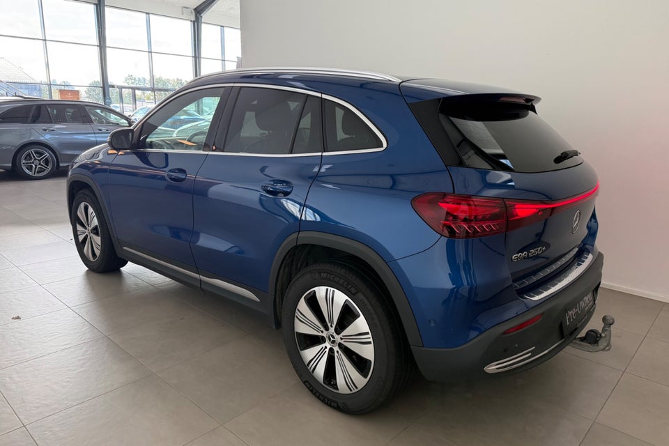 Mercedes EQA250+ Progressive 5d
