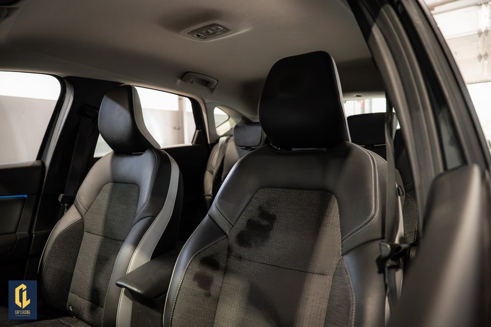 Renault Captur 1,6 E-Tech Intens 5d