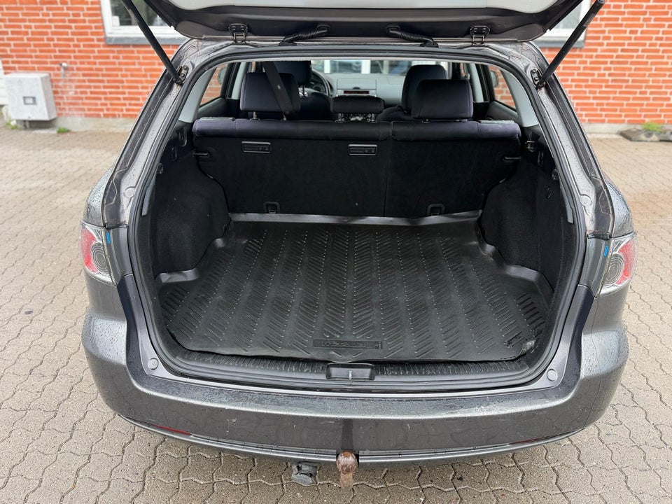 Mazda 6 2,0 Comfort stc. 5d