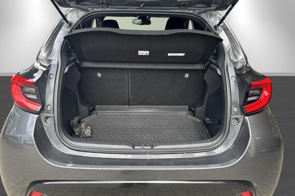 Toyota Yaris 1,5 Hybrid H3 Style e-CVT 5d