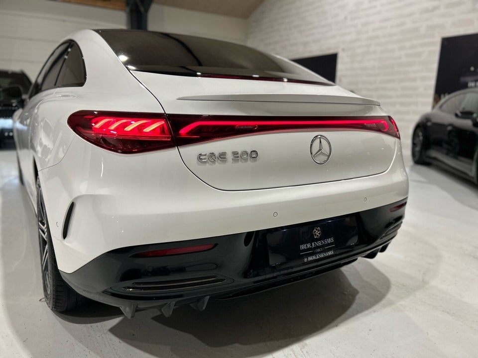 Mercedes EQE300 AMG Line 4d