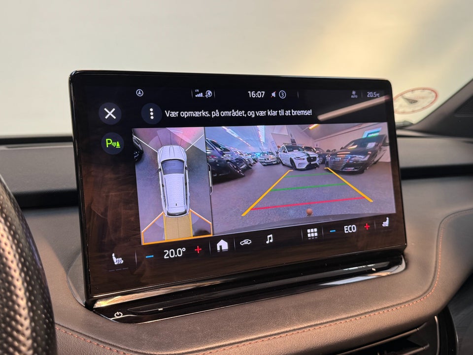 Skoda Enyaq 80x iV Founders Edition 5d