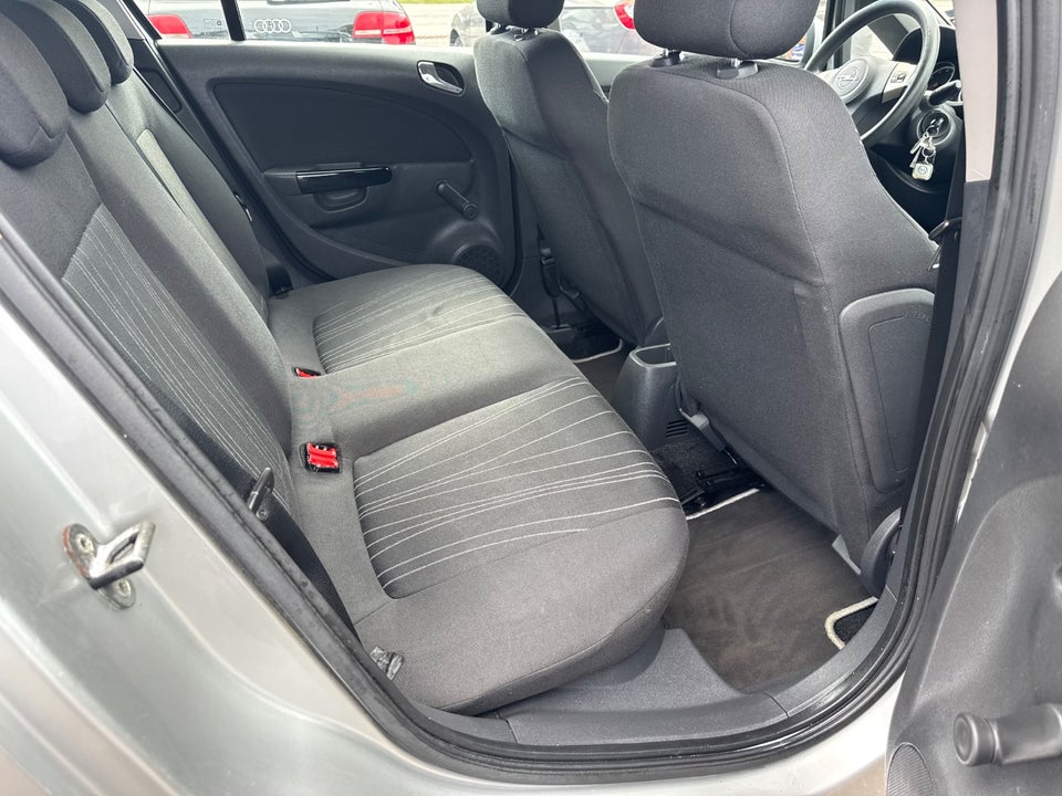 Opel Corsa 1,4 16V Enjoy aut. 5d