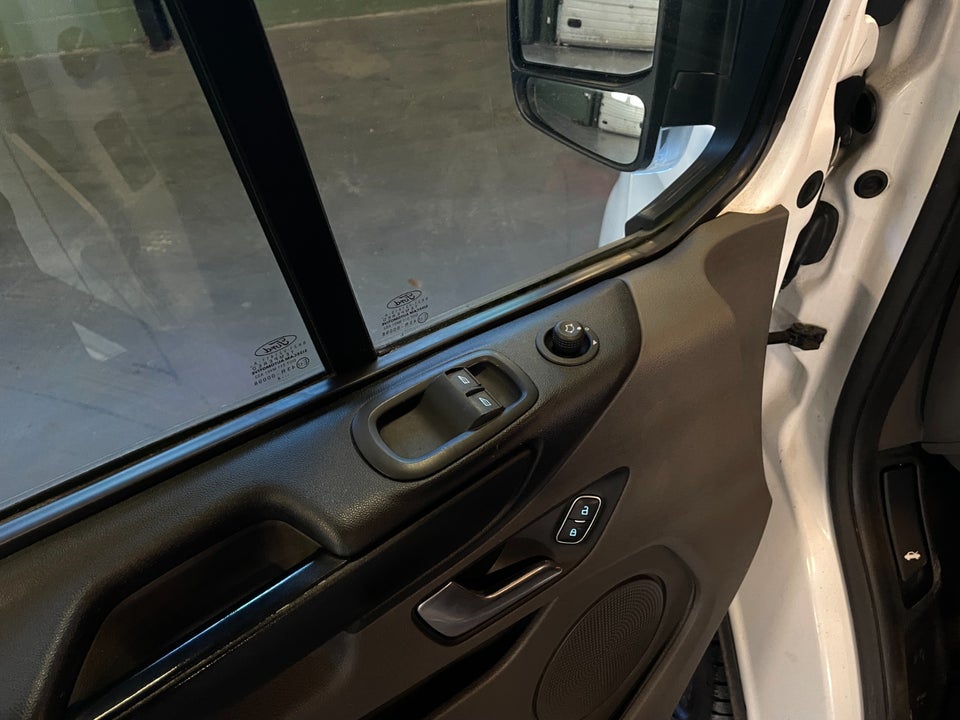 Ford Transit Custom 280L 2,0 TDCi 130 Trend