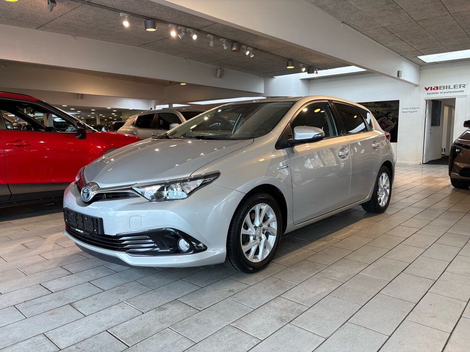 Toyota Auris 1,8 Hybrid H2 Comfort CVT 5d