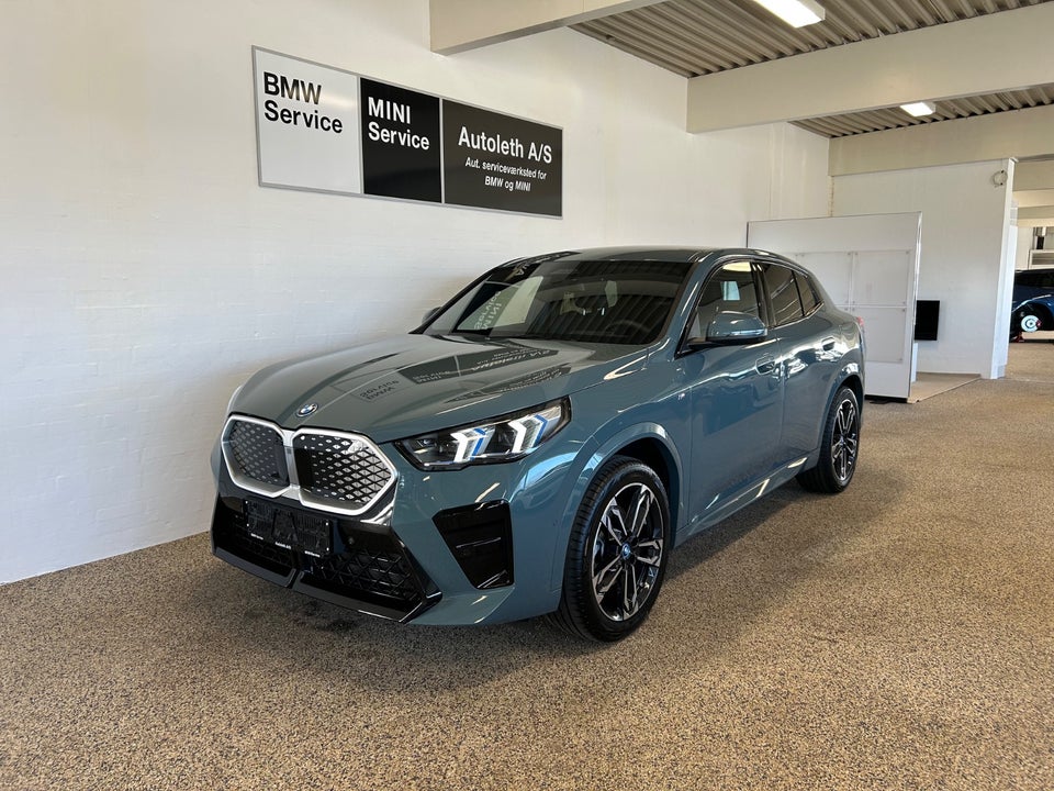 BMW iX2 xDrive30 Fully Charged 5d