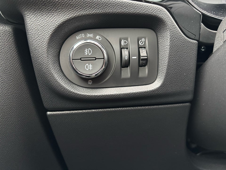 Opel Corsa 1,2 Sport 5d