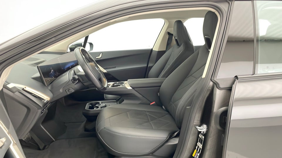 BMW iX xDrive40 Supercharged 5d