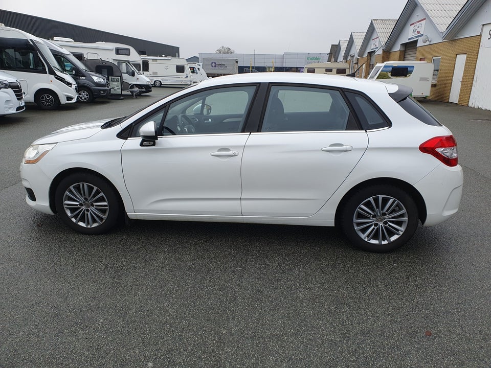 Citroën C4 1,6 BlueHDi 100 Feel 5d