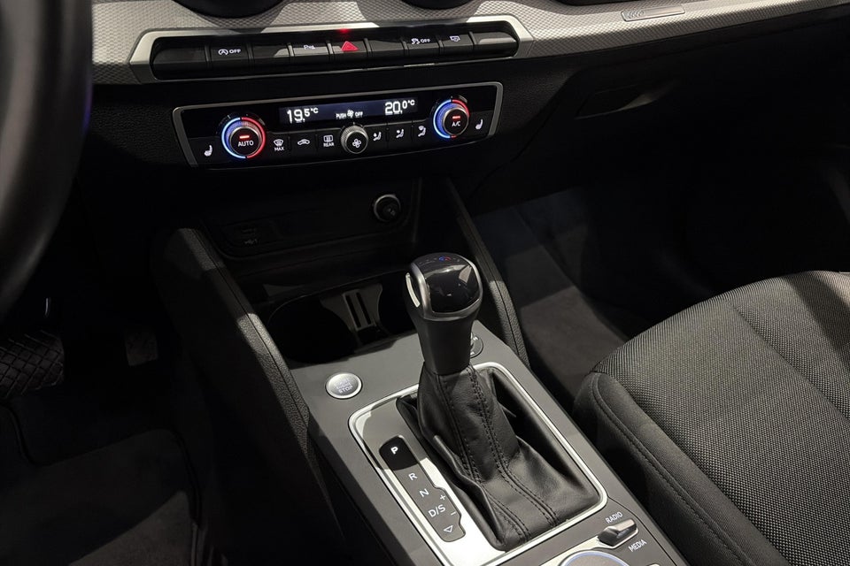 Audi Q2 35 TFSi Prestige S-tr. 5d