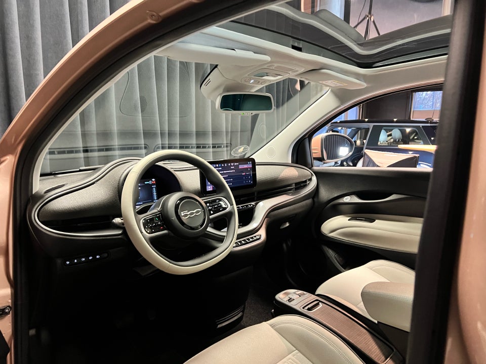 Fiat 500e 42 la Prima 3d