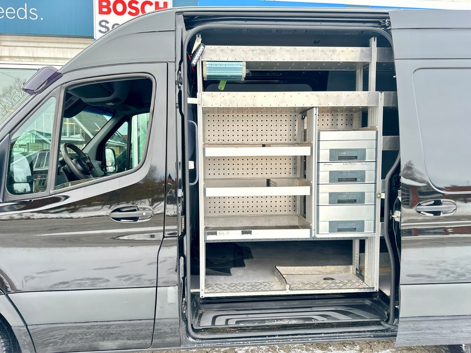 Mercedes Sprinter 316 2,2 CDi A2 Kassevogn aut. RWD
