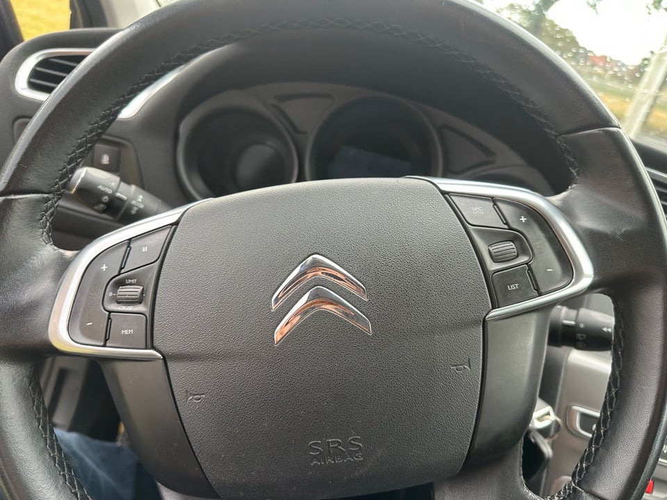 Citroën C4 1,2 PureTech 130 Feel 5d