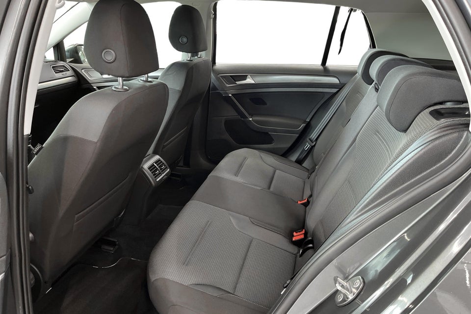 VW Golf VII 1,4 TSi 125 Comfortline 5d
