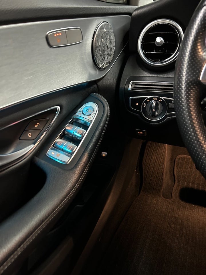 Mercedes C220 d 2,0 AMG Line aut. 4d