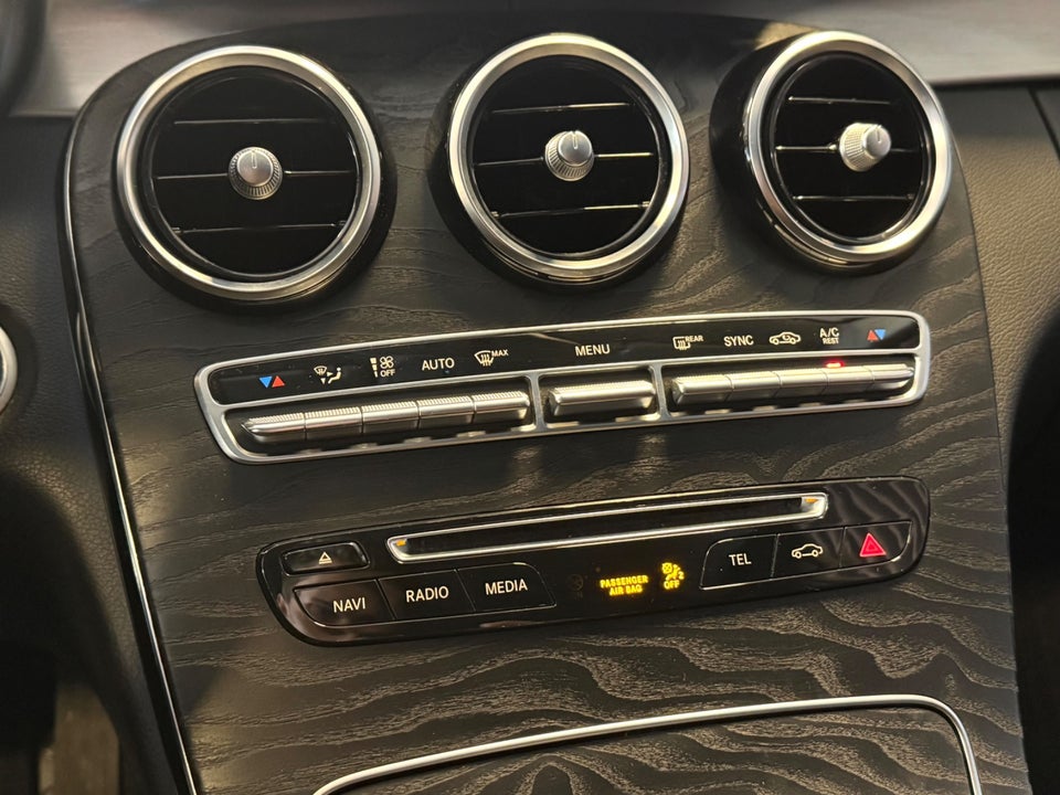 Mercedes C220 d 2,2 AMG Line stc. aut. 5d