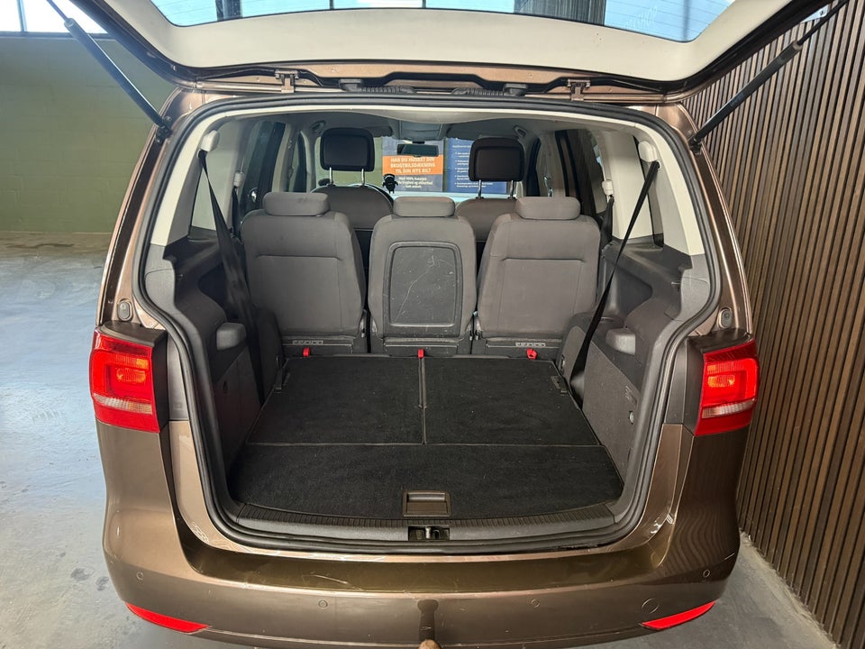 VW Touran 1,6 TDi 105 Comfortline DSG BMT 7prs 5d