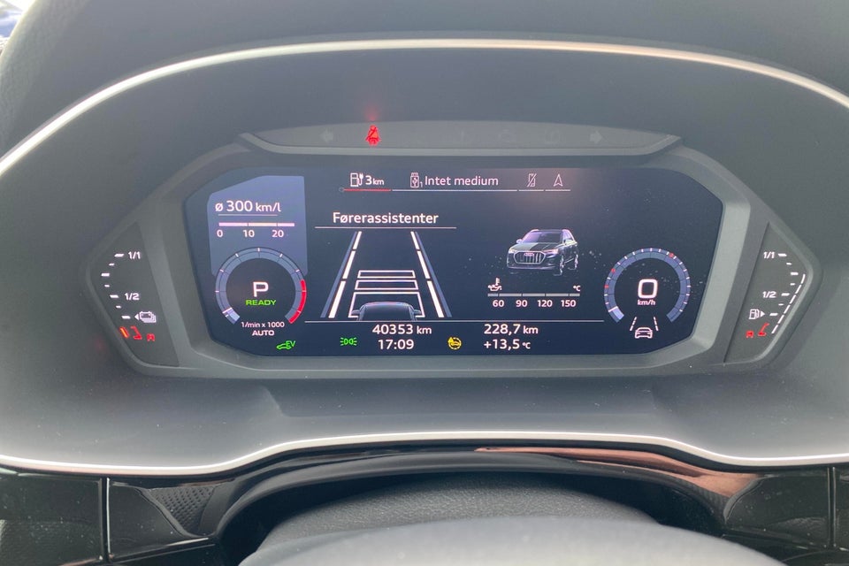 Audi Q3 45 TFSi e S-line+ S-tr. 5d