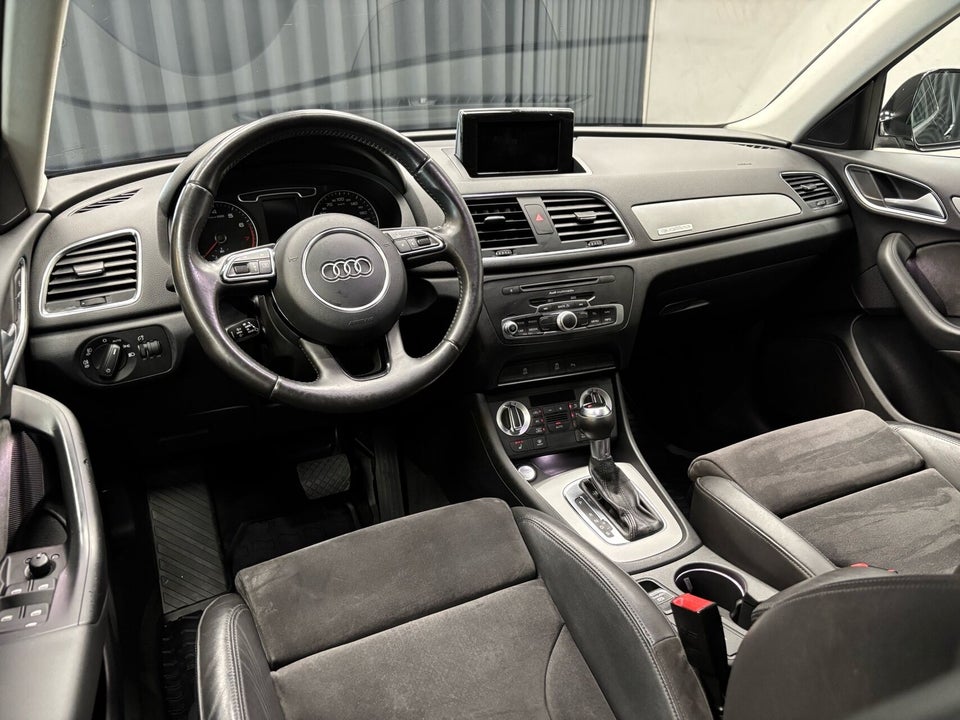 Audi Q3 2,0 TFSi 211 quattro S-tr. 5d