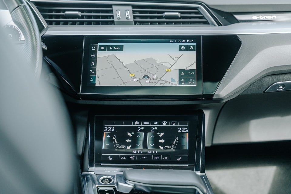 Audi e-tron 55 S-line quattro 5d