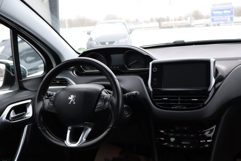 Peugeot 2008 1,2 VTi 82 Allure 5d