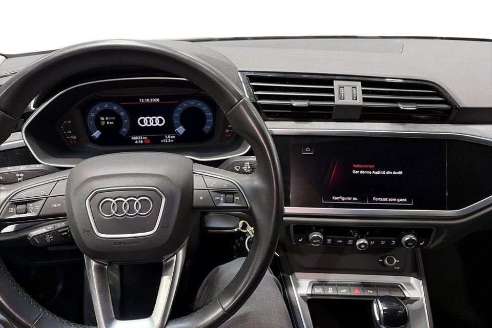 Audi Q3 45 TFSi e Attitude plus S-tr. 5d