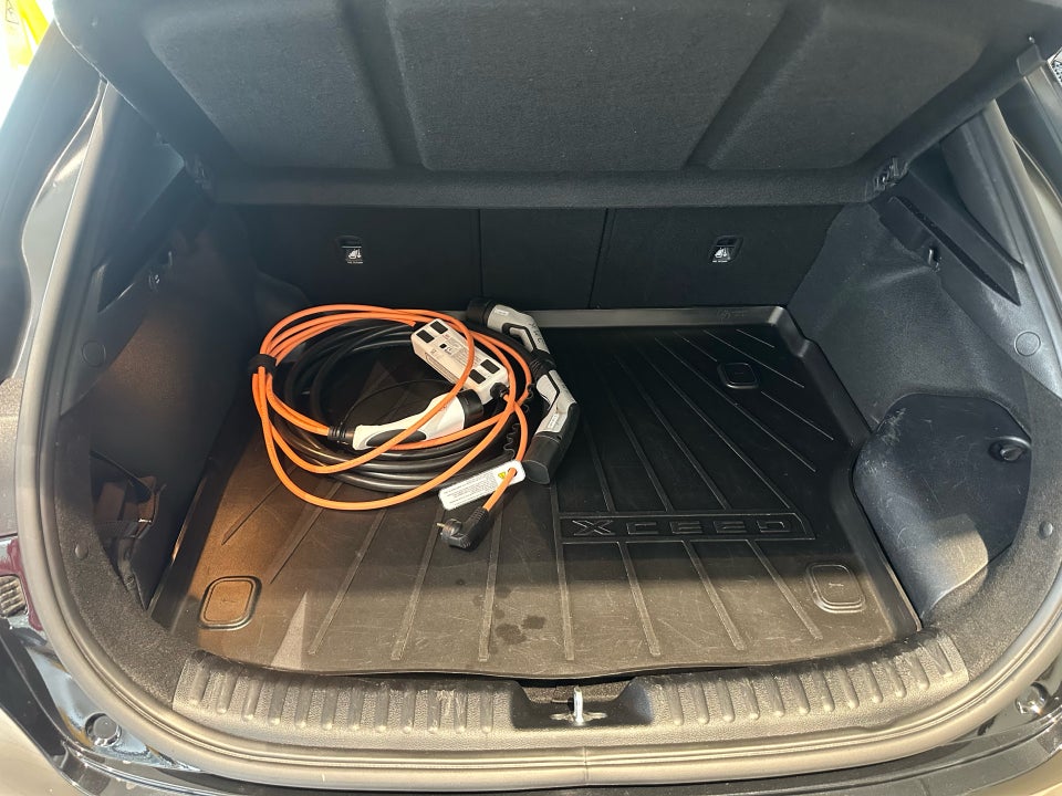 Kia XCeed 1,6 PHEV Upgrade Intro DCT 5d