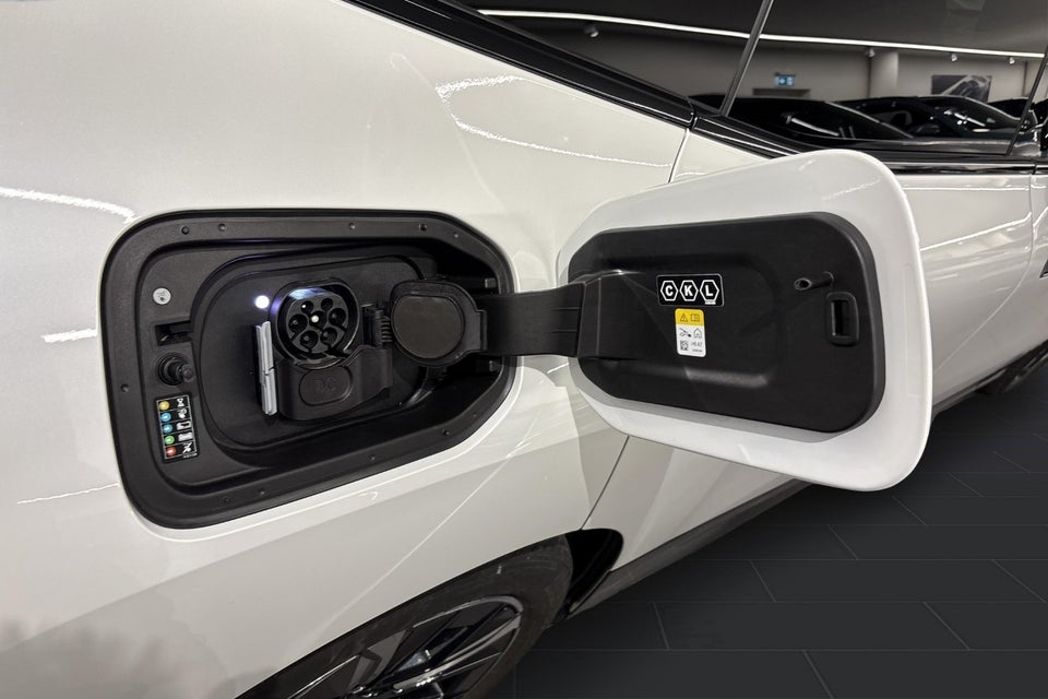 BMW iX xDrive50 Supercharged 5d