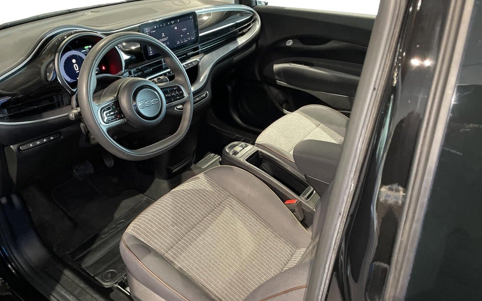 Fiat 500e 42 Icon 3d