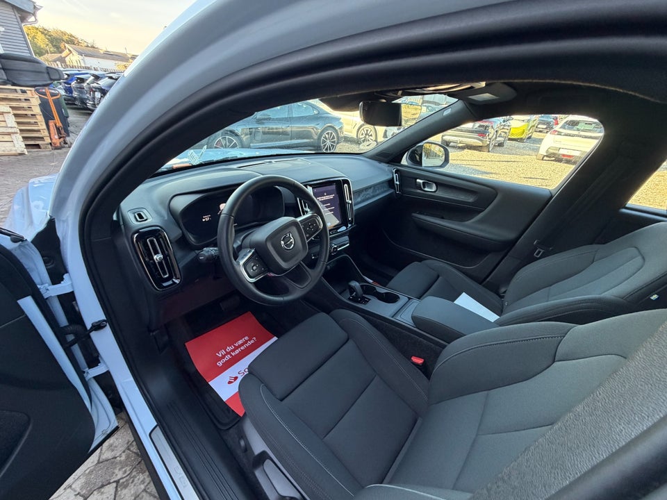 Volvo EX40 Extended Range Core 5d