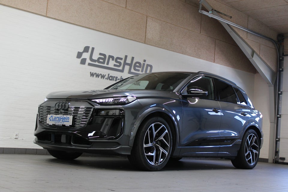 Audi Q6 e-tron S-line performance 5d