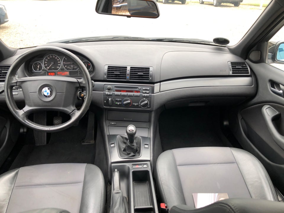 BMW 318i 2,0  4d