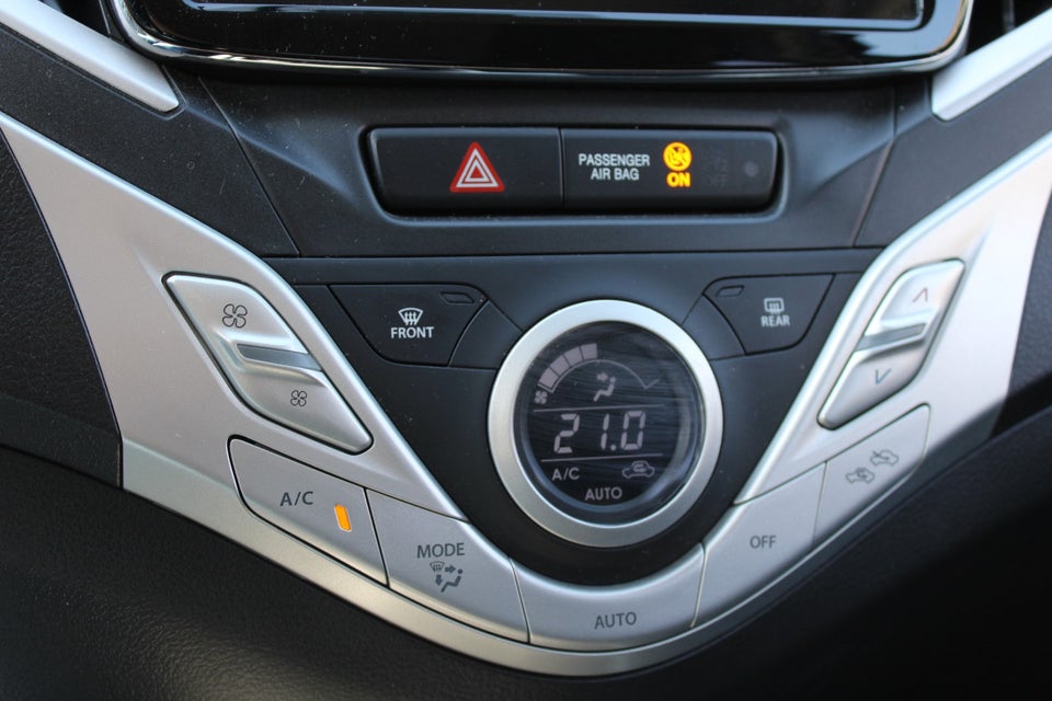 Suzuki Baleno 1,0 Boosterjet Exclusive 5d
